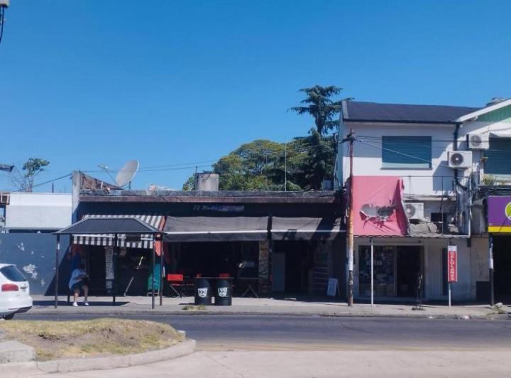 Local comercial · 131m² · 3 Ambientes