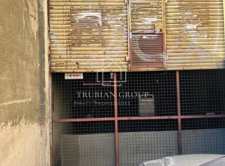 Local comercial · 329m²