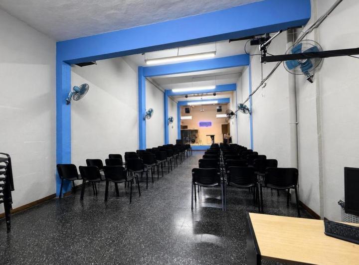 Local comercial · 141m² · 1 Ambiente