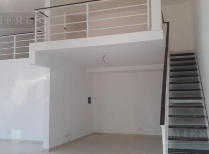 Local comercial · 51m² · 1 Cochera