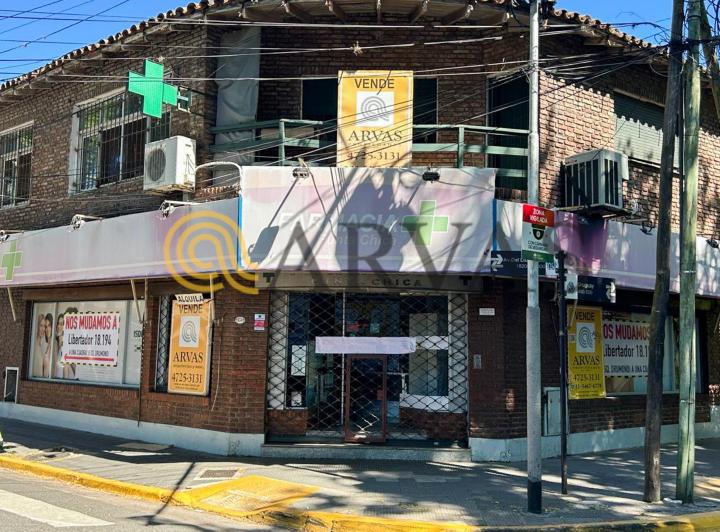 Local comercial · 140m²