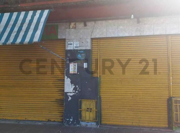 Local comercial · 153m² · 1 Dormitorio · 3 Cocheras