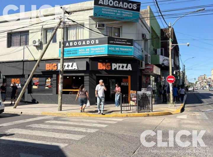 Local comercial · 152m²