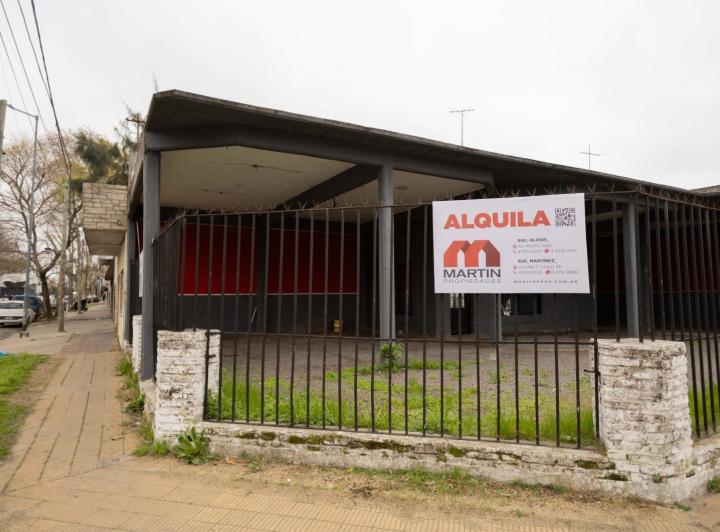 Local comercial · 200m²