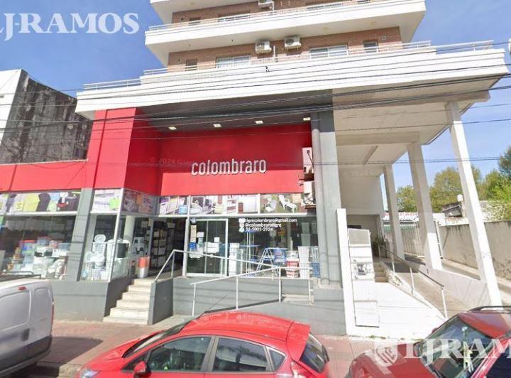 Local comercial · 315m²