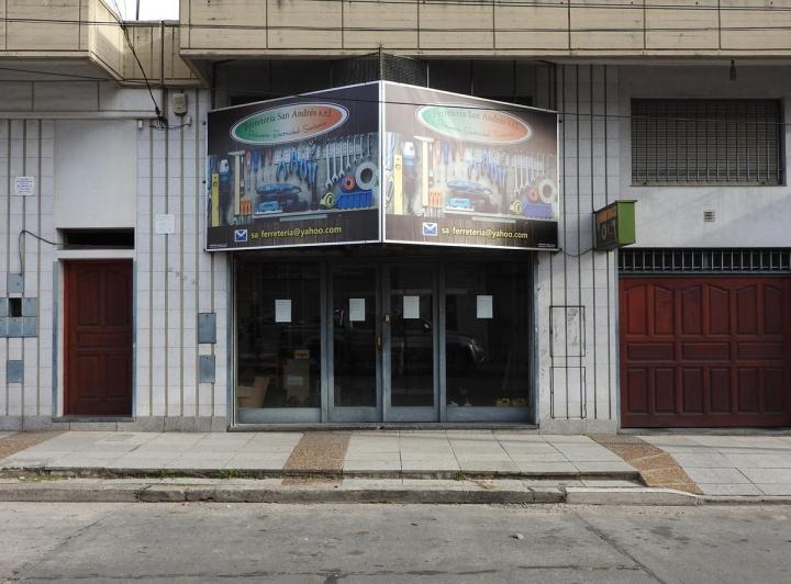 Local comercial · 200m² · 1 Ambiente
