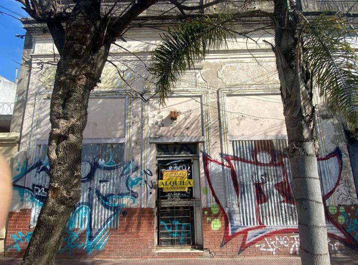 Local comercial · 170m² · 3 Ambientes