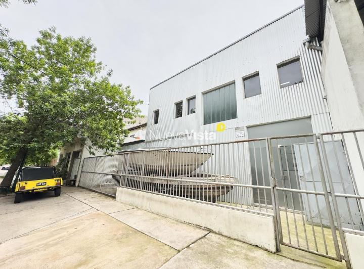 Local comercial · 755m²