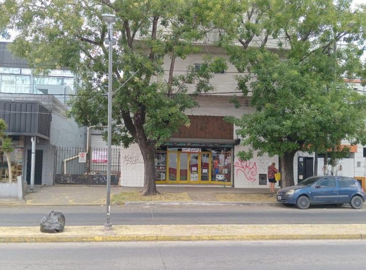 Local comercial · 363m² · 1 Cochera