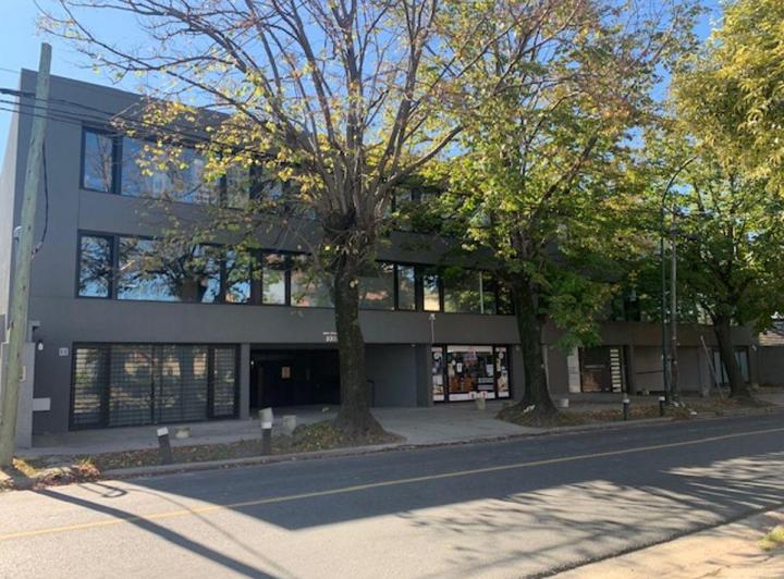 Local comercial · 42m² · 1 Cochera