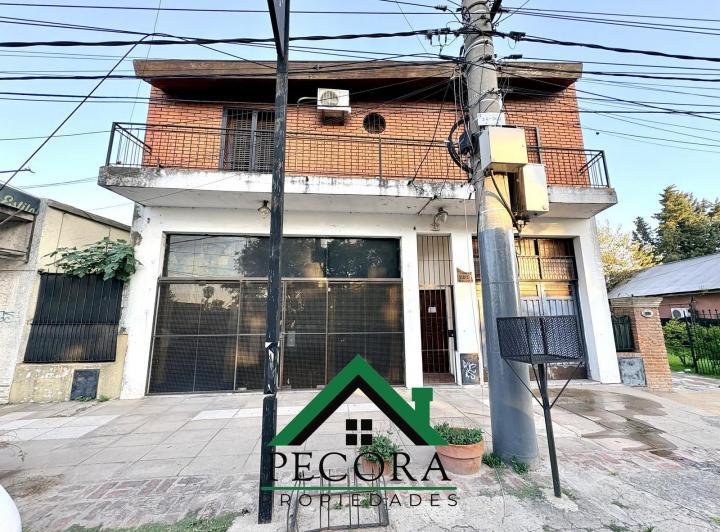 Local comercial · 353m² · 4 Ambientes · 2 Cocheras
