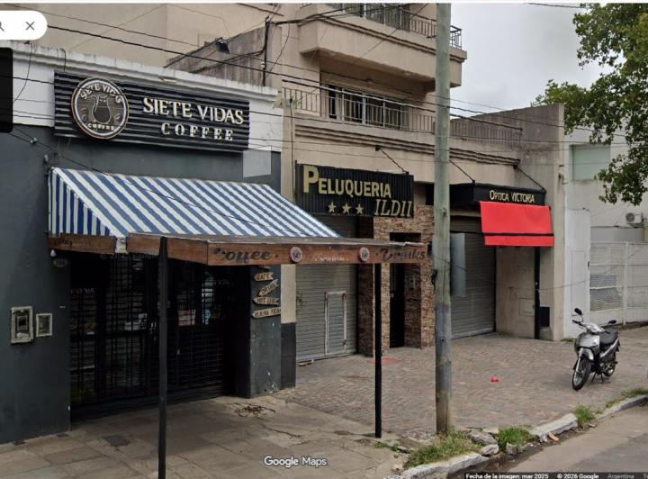 Local comercial · 64m²