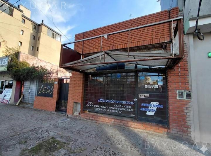 Local comercial · 400m²