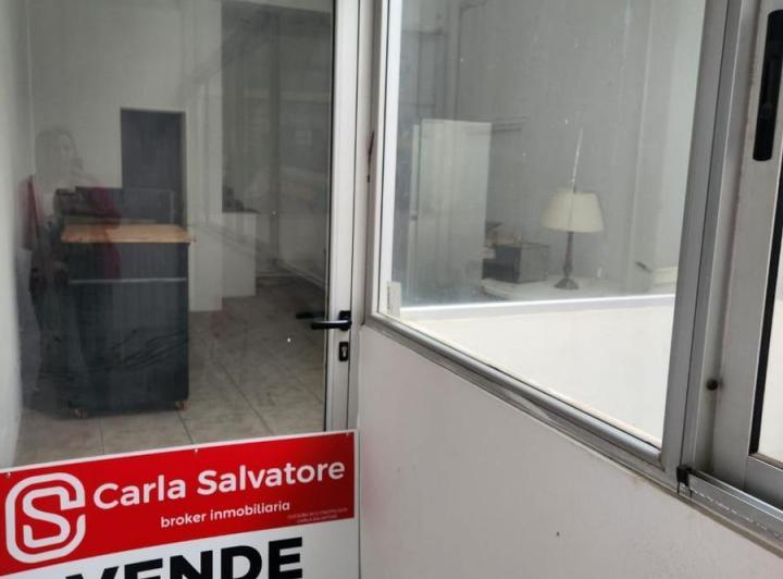 Local comercial · 50m² · 2 Ambientes · 1 Cochera