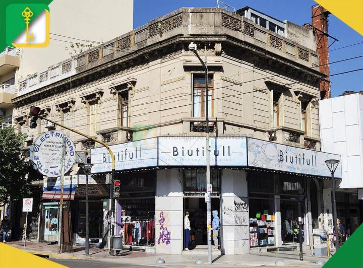 Local comercial · 692m²