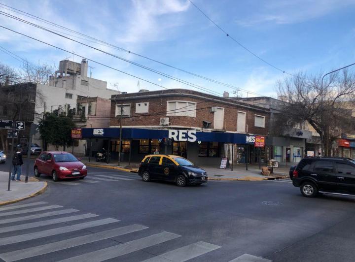 Local comercial · 122m² · 1 Ambiente