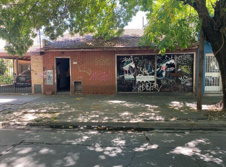 Local comercial · 230m²