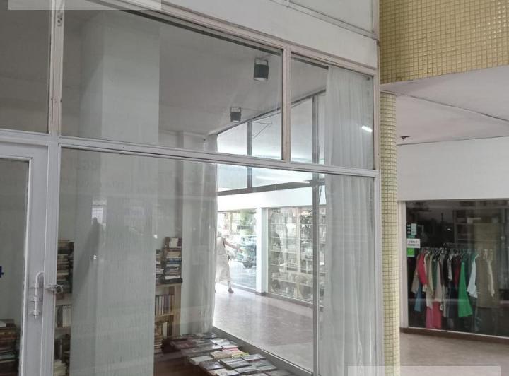 Local comercial · 20m² · 2 Ambientes