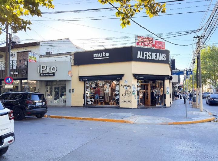 Local comercial · 120m² · 3 Ambientes