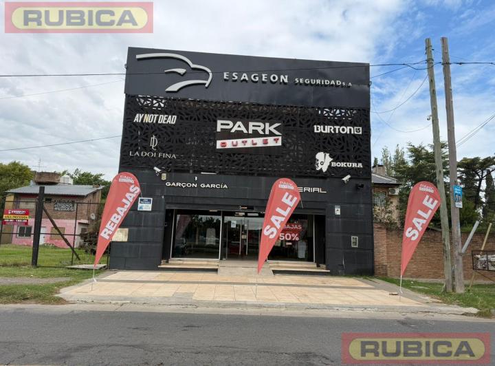 Local comercial · 680m²