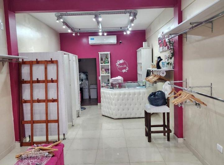 Local comercial · 210m² · 1 Cochera