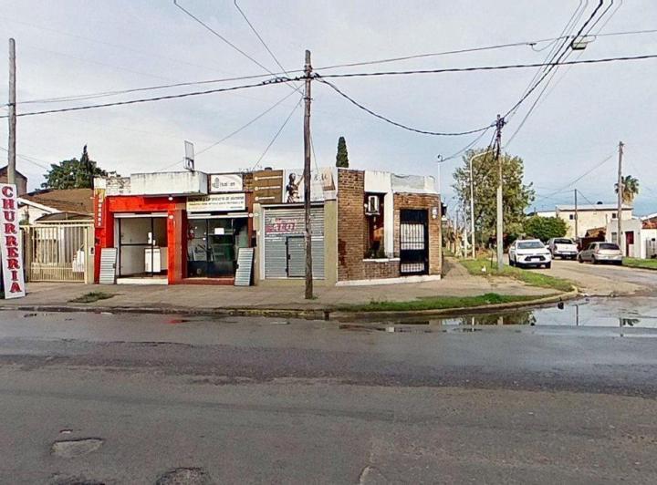Local comercial · 253m²