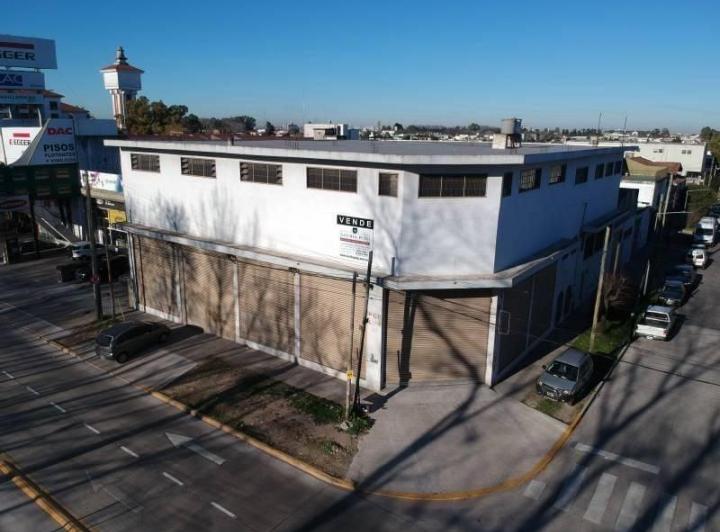 Local comercial · 1434m²