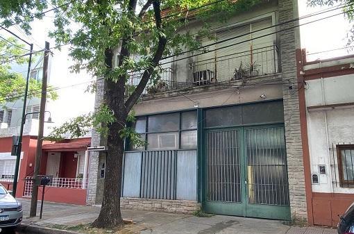 Local comercial · 261m²