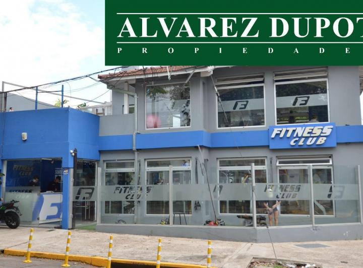 Local comercial · 155m²