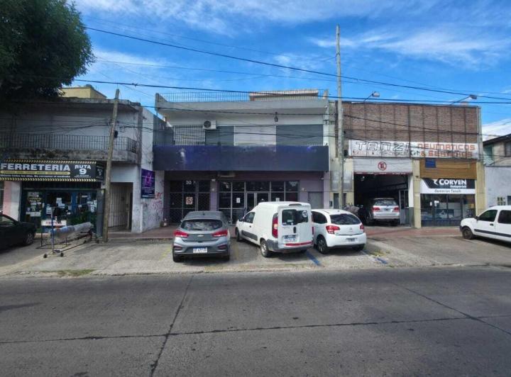 Local comercial · 440m²