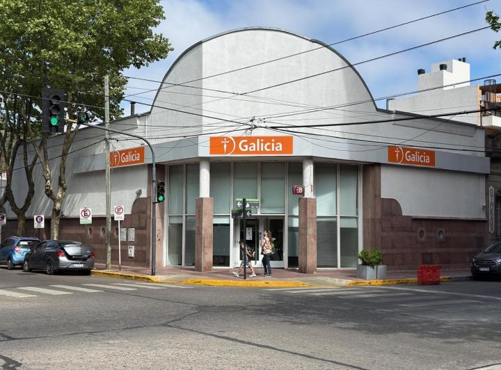 Local comercial · 463m² · 3 Cocheras
