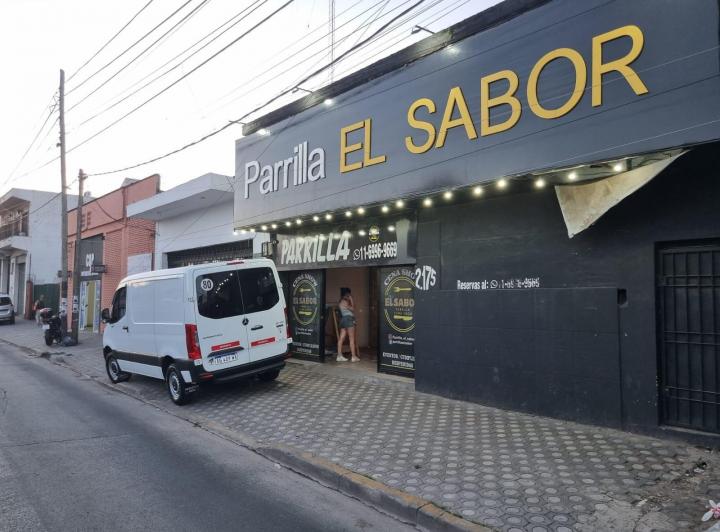 Local comercial · 330m² · 3 Ambientes