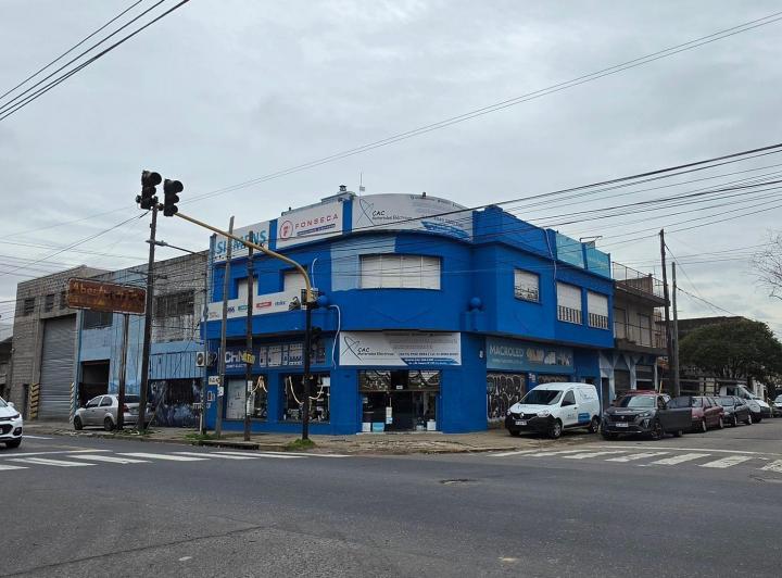 Local comercial · 222m²