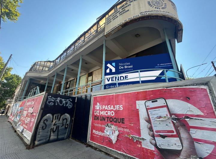 Local comercial · 984m²