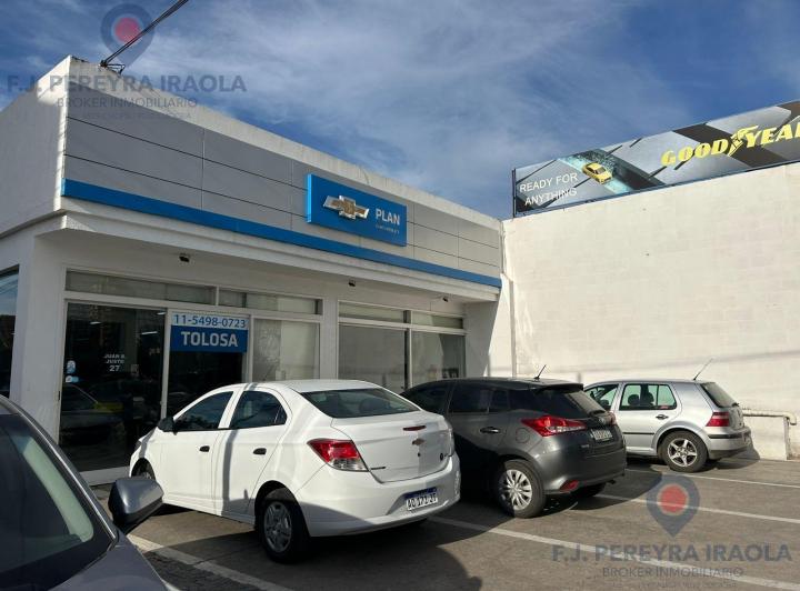 Local comercial · 340m² · 5 Ambientes · 4 Cocheras