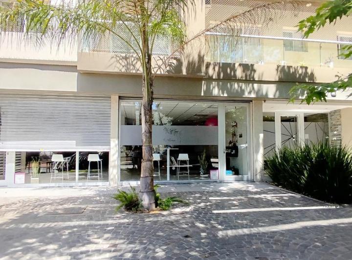 Local comercial · 150m² · 3 Ambientes