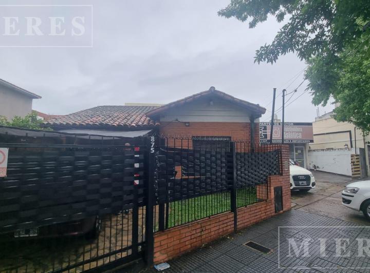 Local comercial · 104m² · 2 Cocheras