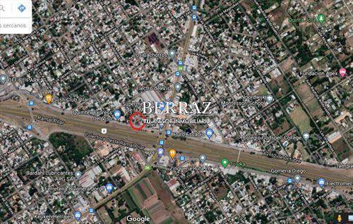 Local comercial · 180m²