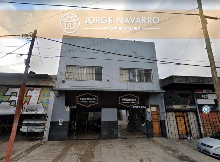 Local comercial · 297m²