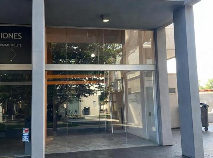 Local comercial · 53m² · 1 Ambiente · 1 Cochera