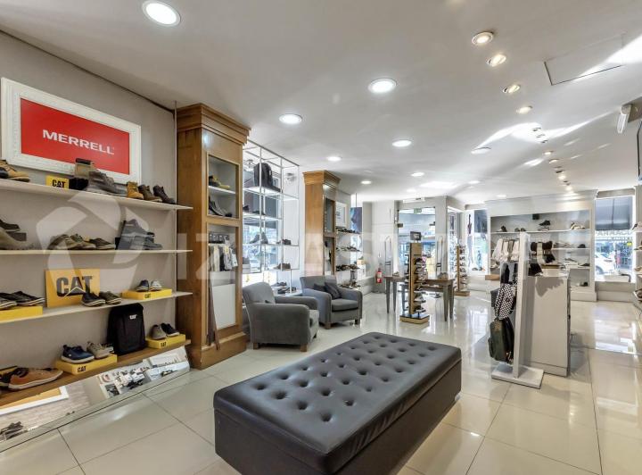 Local comercial · 170m²