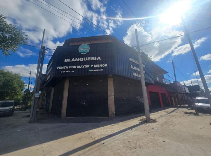 Local comercial · 600m²