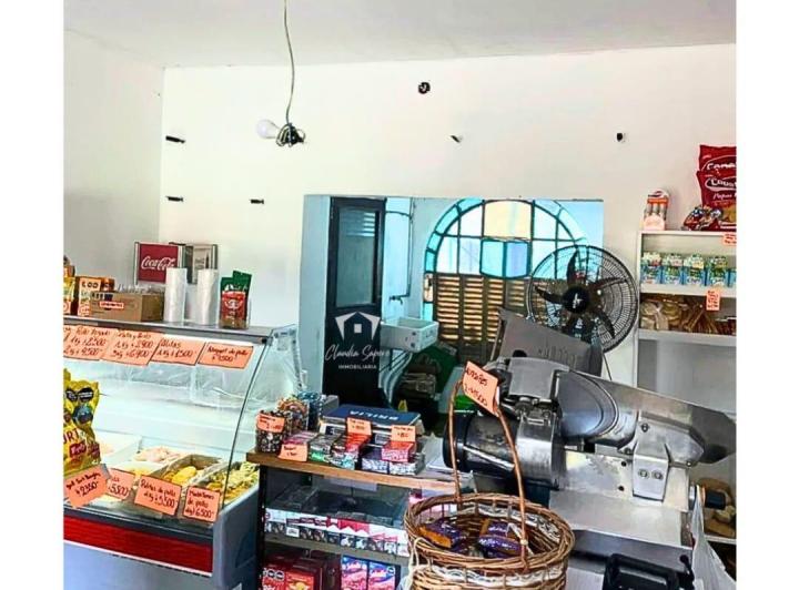 Local comercial · 162m² · 5 Ambientes