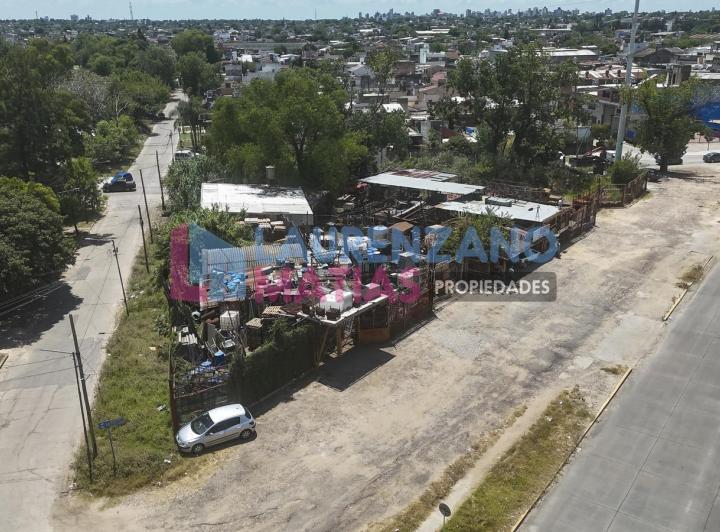 Local comercial · 1081m²