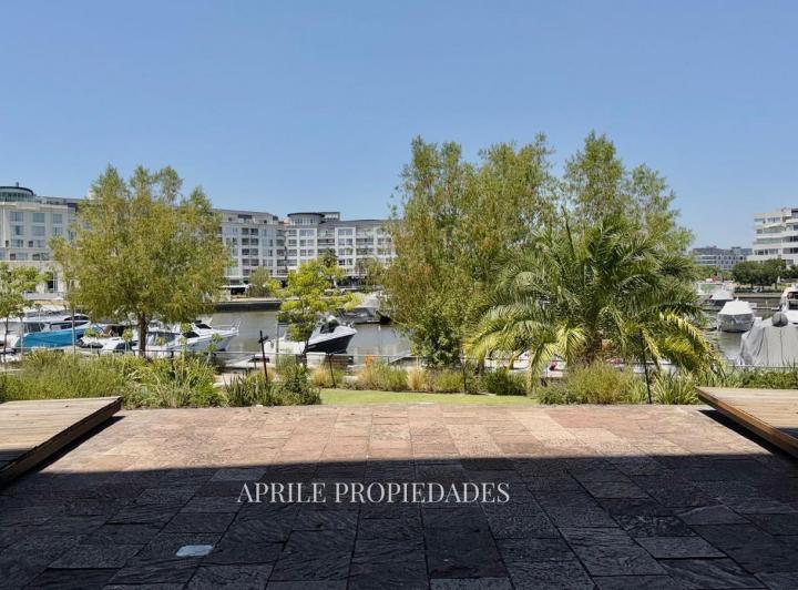 Local comercial · 600m²
