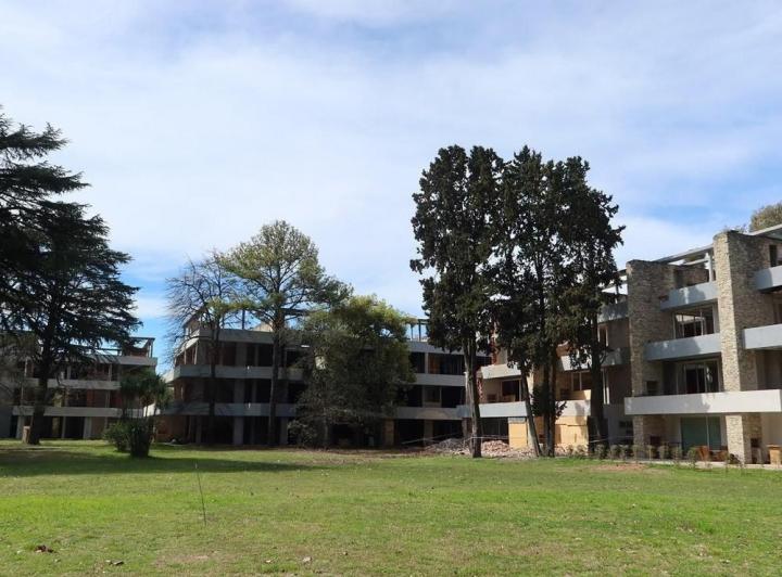 Local comercial · 68ha