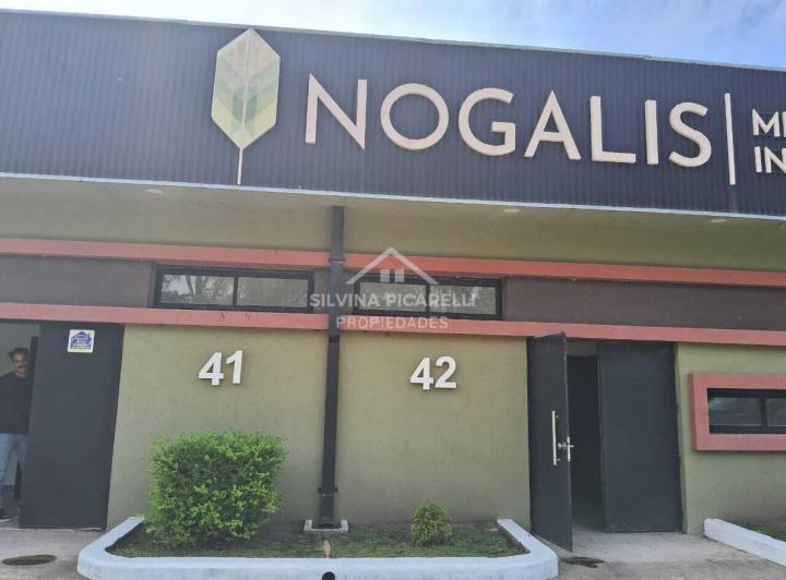 Local comercial · 56m² · 1 Cochera