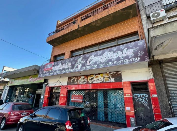 Local comercial · 652m²