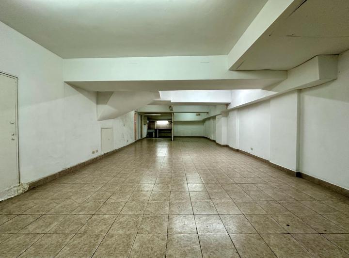 Local comercial · 98m²