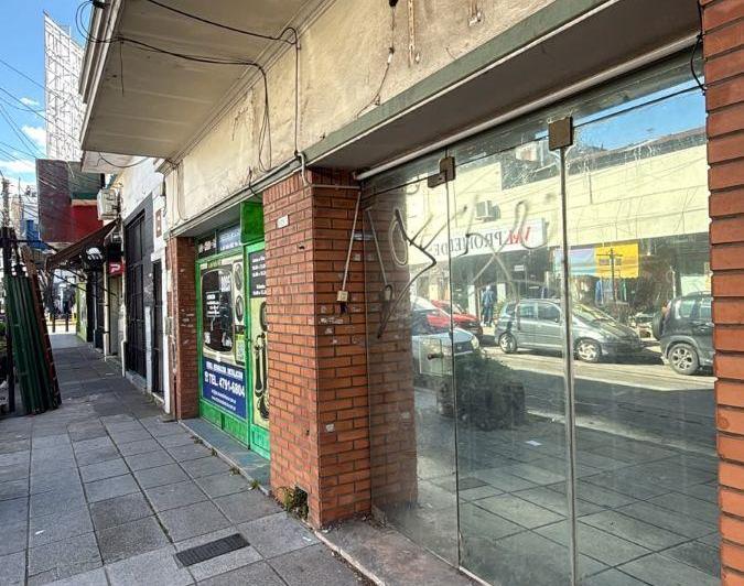 Local comercial · 144m² · 3 Ambientes